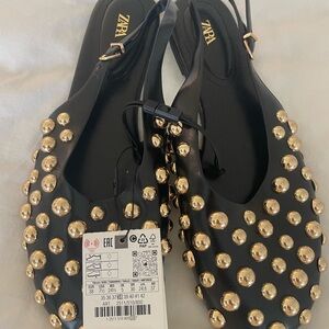 Zara Women's Black Flats with Gold Studs